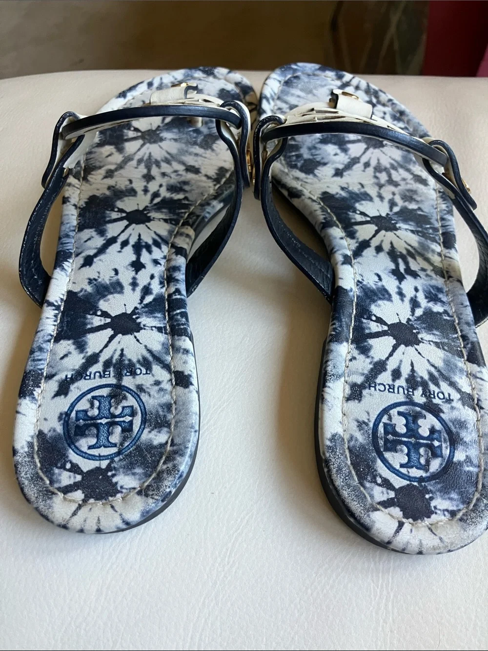 Tory Burch Rare Miller Tie-dye Size 71/2 M woman's